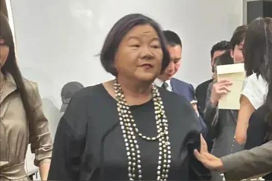 181027648d074f.jpg
